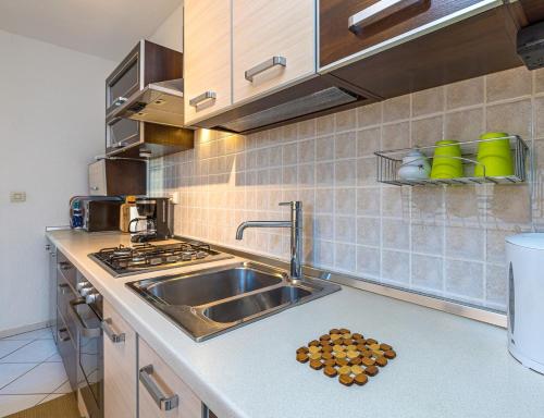 Apartment Teri - image 11