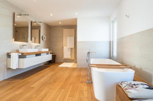  Exclusivamente amueblada y espaciosa casa in Santo Domingo