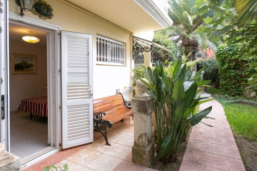Balcony/terrace, Hotel Rosa in Les Marines Beach