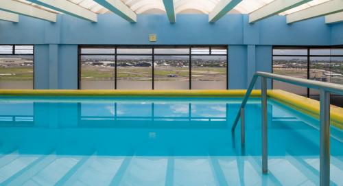 Swimming pool, Camino Real Aeropuerto in Mexico City