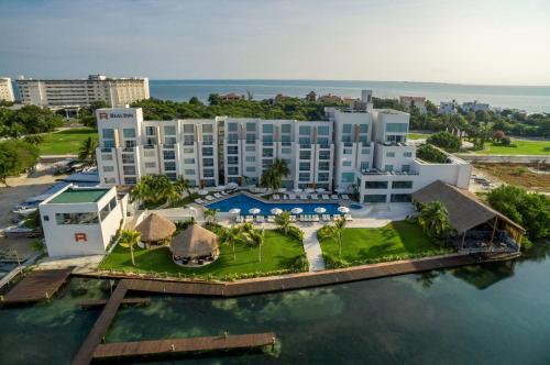 Real Inn Cancún