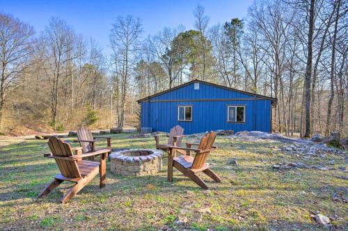 Summerville Cabin with Private Creek and Blue Hole!