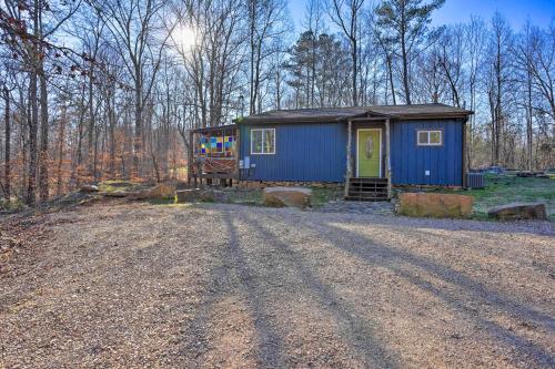 Summerville Cabin with Private Creek and Blue Hole!