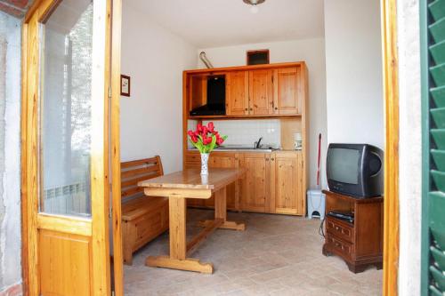  Apartment in Lamporecchio with heating in Lamporecchio