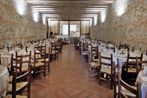  Apartment in San Donato in Fronzano with library in San Donato in Fronzano