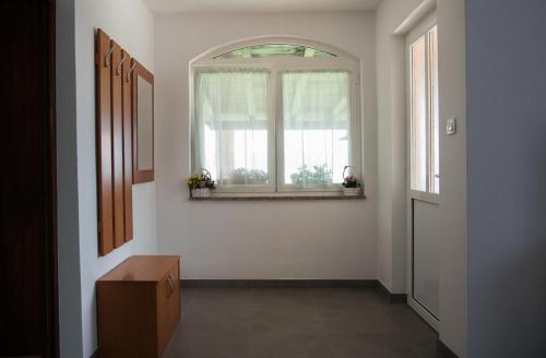 Apartments with a parking space Opric, Opatija - 7726