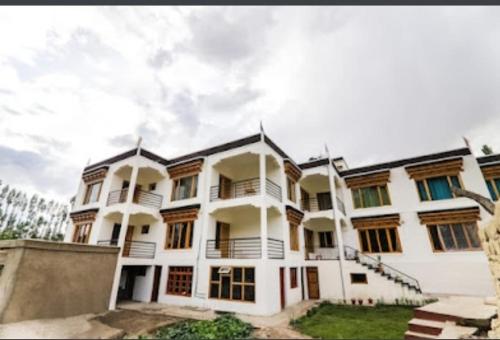 Nima's Villa — other in Chubi Leh Ladakh Samkar Road Leh Ladakh, Leh India, 194101