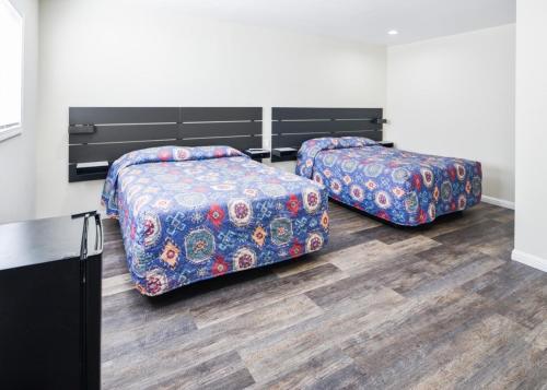 Holly Park Motel near LAX – Inglewood, CA