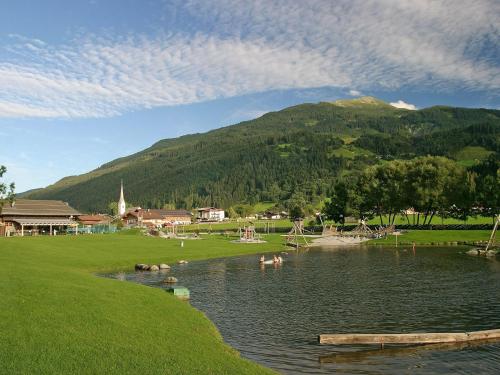 周邊環境, Chalet in Jochberg with Sauna  Mountain Views in 賀勒斯巴赫