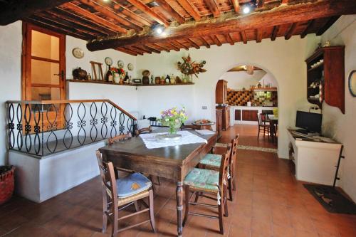 Holiday Home Il Rustico Vicopisano - ITO04031-F - image 10