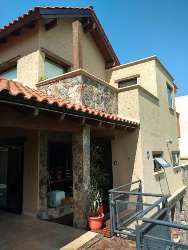 숙소 외관, Homestay La Reinamora monoambientes in 바리오 로스 페랄레스