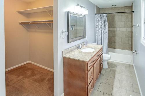 Belleville Beauty - Luxury Stay for Work or stay for Play either way this is the perfect property for you! residence Belleville Beauty - Luxury Stay for Work or stay for Play either way this is the perfect property for you! residence