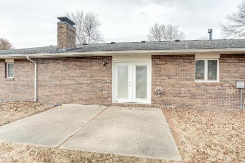 Belleville Beauty - Luxury Stay for Work or stay for Play either way this is the perfect property fo in Belleville (IL)