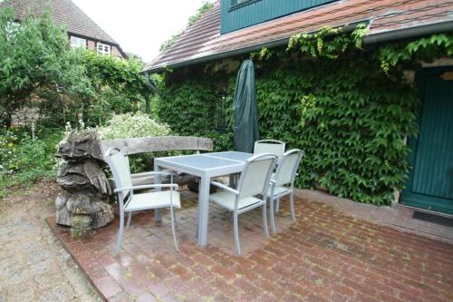 Létesítmények, Doppelhaushalfte, Glave in Dobbin-Linstow