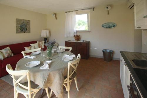  Apartment Mulino della Rivolta with shared pool in Colognole in Crocino