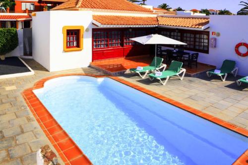  Holiday home in Caleta de Fuste with hot tub in 35610 Caleta De Fuste