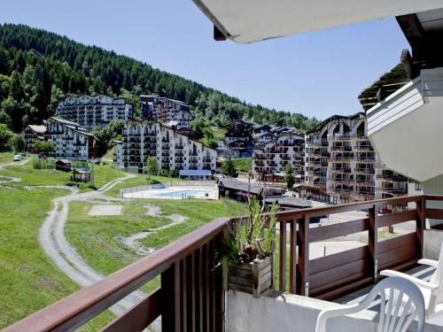 Appartement La Tania, 3 pièces, 6 personnes - FR-1-513-37