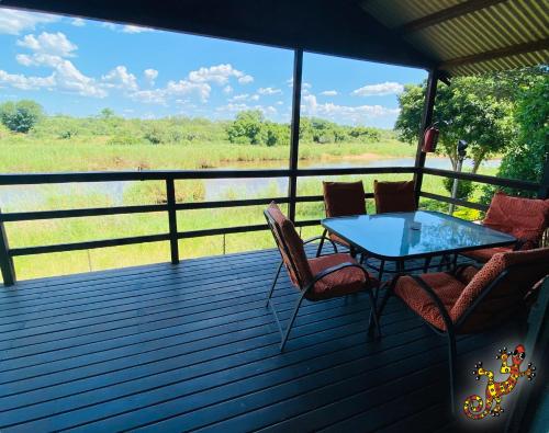 Skats, Sabie River Bush Lodge in Cork