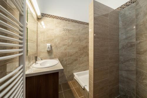 Oversized Hotel Bathroom Mats Anti-mold Anti-corrosion Flexibility