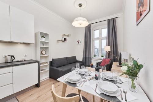 City Center Railway Station Apartment Piłsudskiego by Noclegi Renters, Breslau (Foto 10)