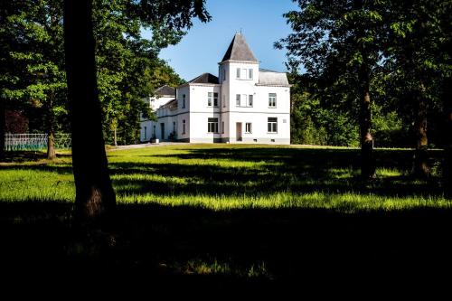 Prachtig wijnkasteel te Tielt-Winge gîte à louer Stippelberg