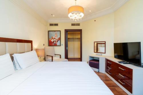 Royal Club By RVHR, Grandeur Residence Crescent Palm Jumeirah, Dubaj (fotografie 8)