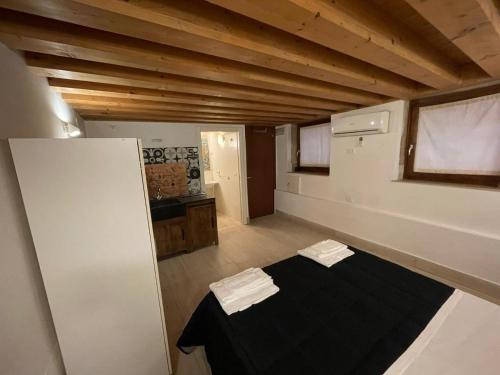 Double Room with Private Bathroom room in Dimora Blu Suite