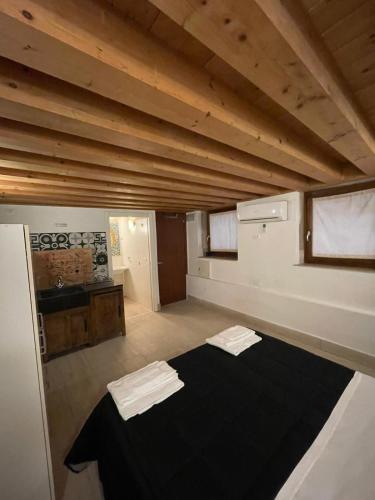 Double Room with Private Bathroom image 3