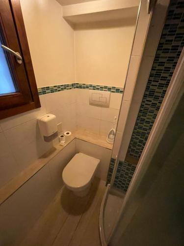 Double Room with Private Bathroom image 2
