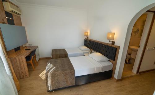 Kleopatra Celine Hotel - image 13