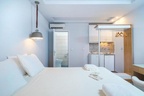 Kamelia Hotel - image 14