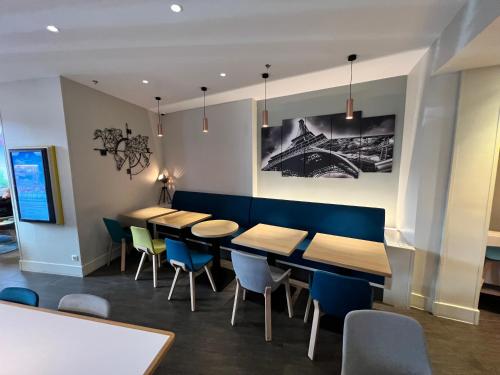 Food and beverages, Holiday Inn Paris-Auteuil By IHG in 16th - Trocadero