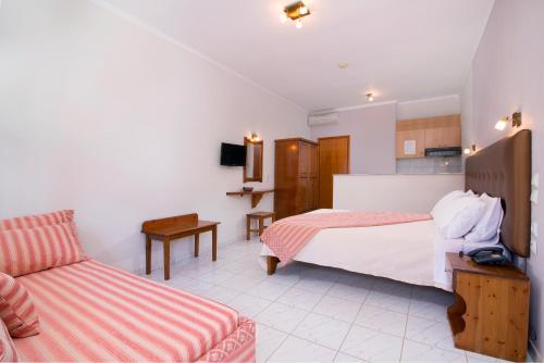 Kamelia Hotel - image 9