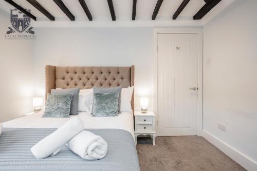 Castle Properties: The Sovereign 5 Bed Town House, Windsor (Foto 2)