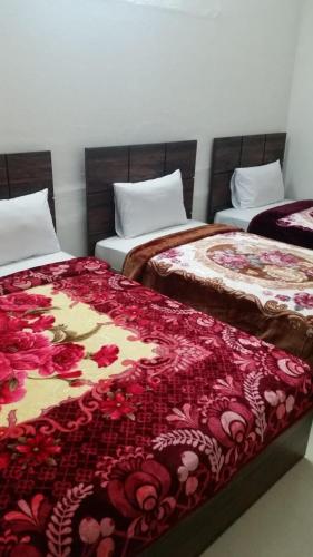 Hilton Roomz Guest House