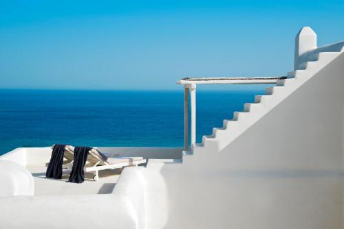Six-Bedroom Villa with Private Pool  image 1