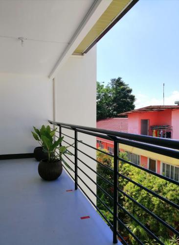 Facilities, AMARANTA SUITES near Orostar Food Products