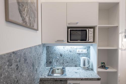 Budapest Holidays Harmony - image 10