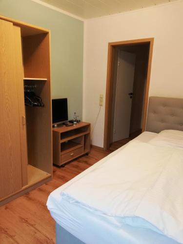 Single Room with Shower