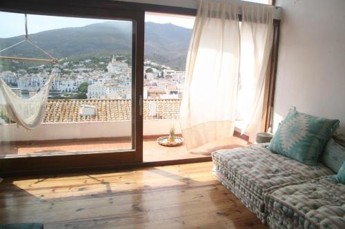  Designer House with panoramic view and parking in Cadaqués