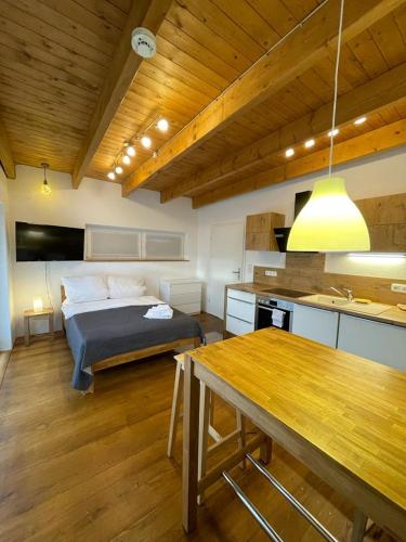廚房, Ferienwohnung im Stadtzentrum von Bernau - Komfortable Wohnung mit 2 Zimmern, Bad, Spulmaschine, Was in 柏林貝爾瑙拜
