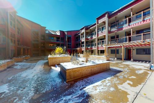 Longbranch Condo #301 Longbranch Condo #301