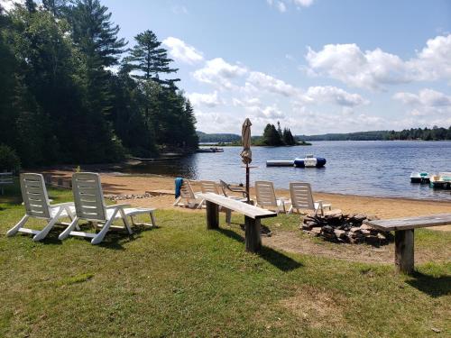 Strand, Parkway Cottage Resort in Algonquin Highlands (ON)