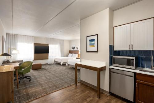 Staybridge Suites Quantico-Stafford, an IHG Hotel