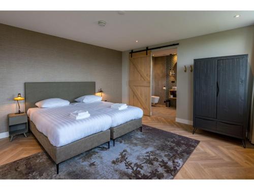 Modern 6-person villa in De Cocksdorp Texel - image 13