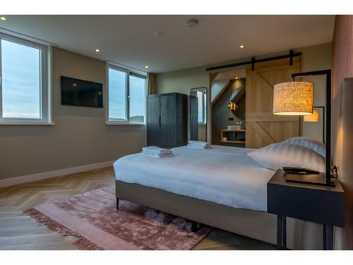Modern 6-person villa in De Cocksdorp Texel - image 7