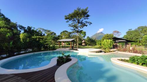 Glamping in Costa Rica: 21 Unique Places to Stay