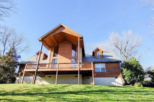 Bear Escape in Pleasant Hill