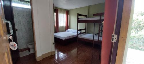 Hostal y cabinas anita-and rafting tour!