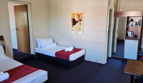 西顿艾瑞斯汽车旅馆